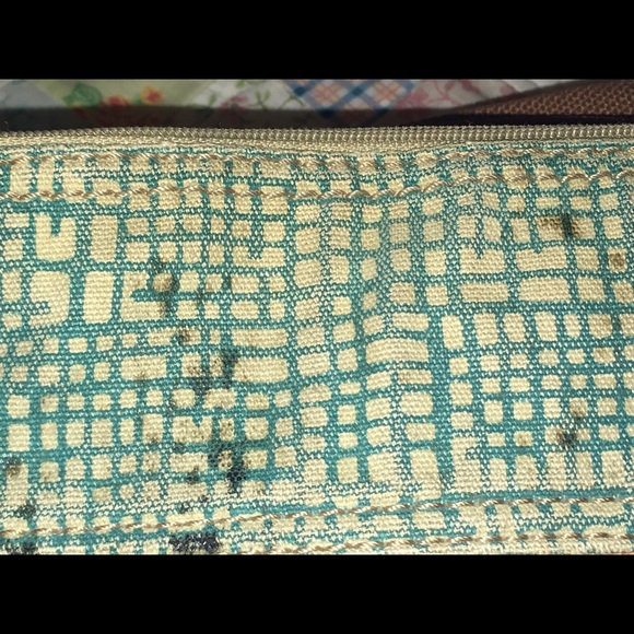 Clearance 🛍 Flowery coated canvas fossil crossbody. - Picture 3 of 5